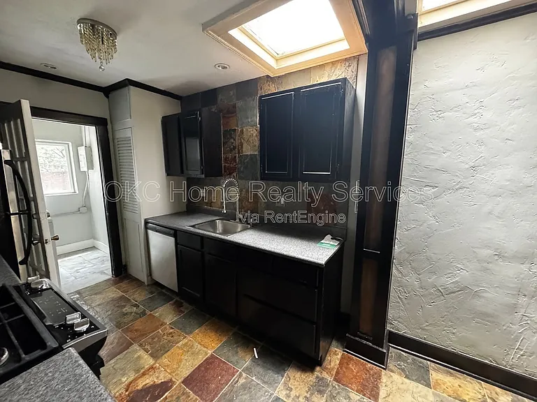2854 NW 19th St #2854 — Photo 10