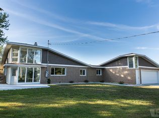 7175 275th Way, Clear Lake, IA 50428