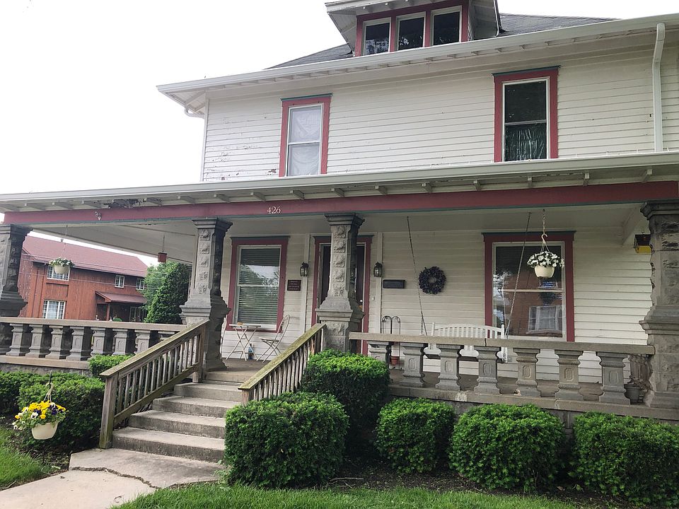1st image of 426 Clay St