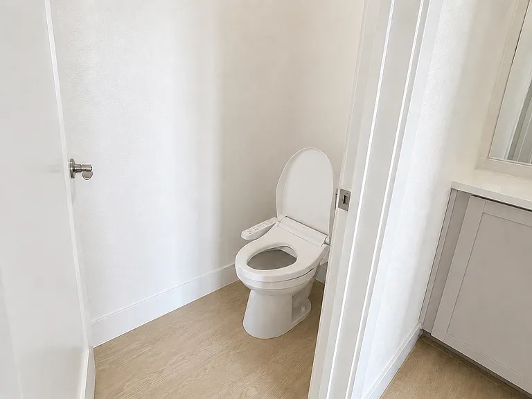 411 Toyama Dr — Photo 21