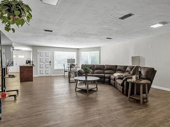 5th image of 2417 MAGDALINA DRIVE