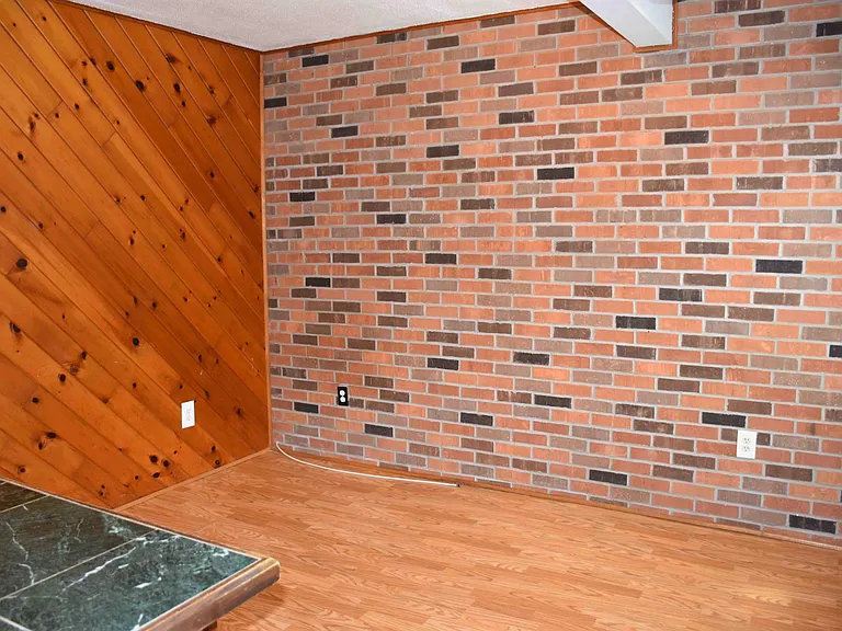 54 University Ave #4 — Photo 4