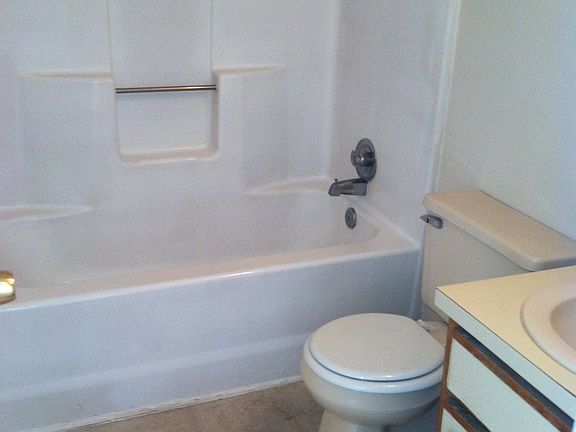 5th image of 2812 Corprew Ave APT 2