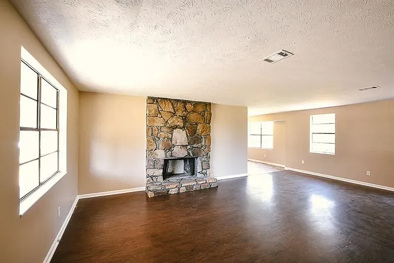 4160 Partridge Dr — Photo 4