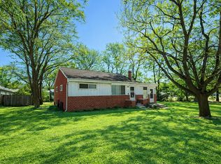 274 Florawood Dr, Waterford, MI 48327