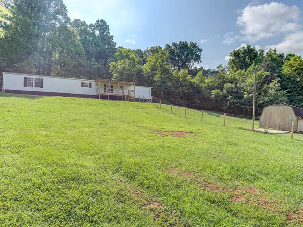 131 Lipe Ln, Rogersville, TN 37857