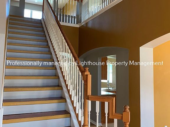 4th image of 3604 Meadowgreen Ln