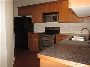 3rd image of 1751 Oakbrook Lake Dr