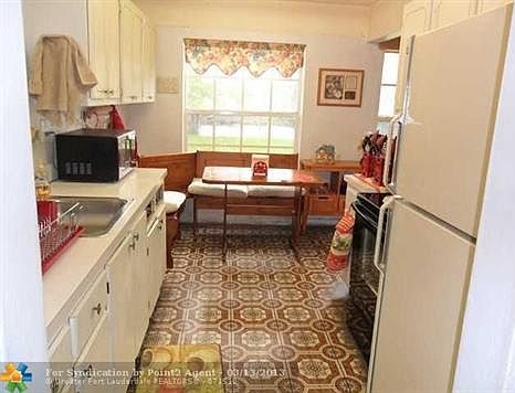 5th image of 20541 NW Miami Ct