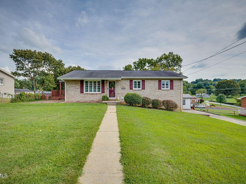 1st image of 2913 Russum Ave
