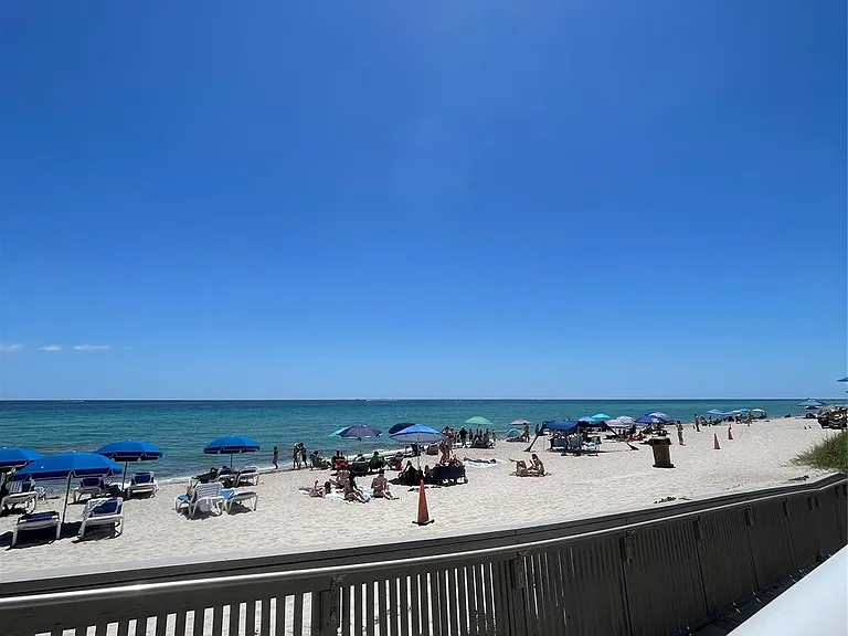 19201 Collins Ave #1122 — Photo 34