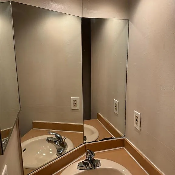 8563 Pilgrim Ct — Photo 13