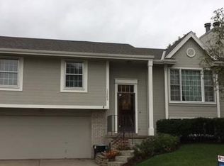 12963 Lark St, Omaha, NE 68164