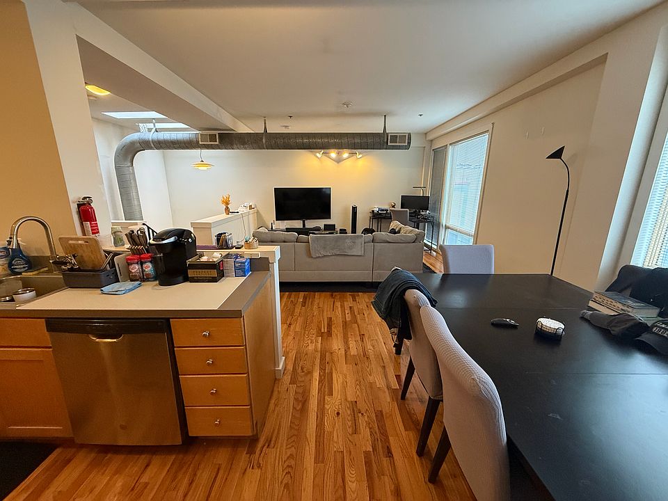 1st image of 1020 Adams St #403C