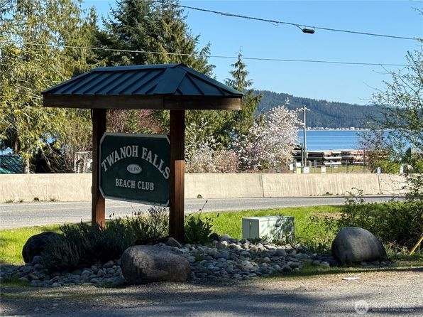 147 NE Snowcap Drive, Belfair, WA 98528