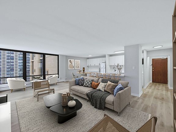 3rd image of 5740 N Sheridan Rd APT 17D