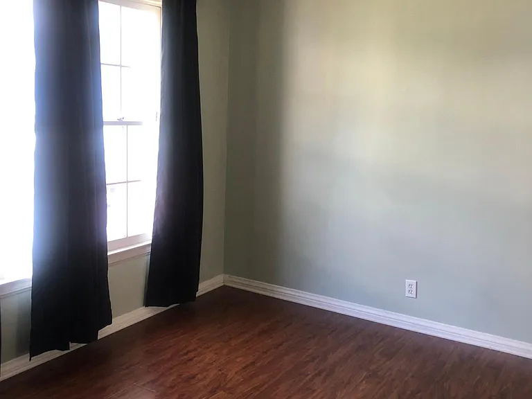 462 1/2 Kelton Ave #462-1/2 — Photo 5