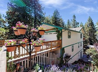 31035 Valley Oak Dr, Running Springs, CA 92382