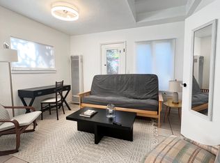 615 W Carrillo St, Santa Barbara, CA 93101