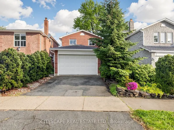 221 Bufford Dr, Brampton, ON L6Y 3N3