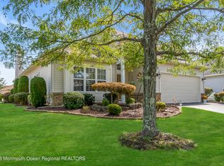 26 Lorenzo Rd, Manchester, NJ 08759