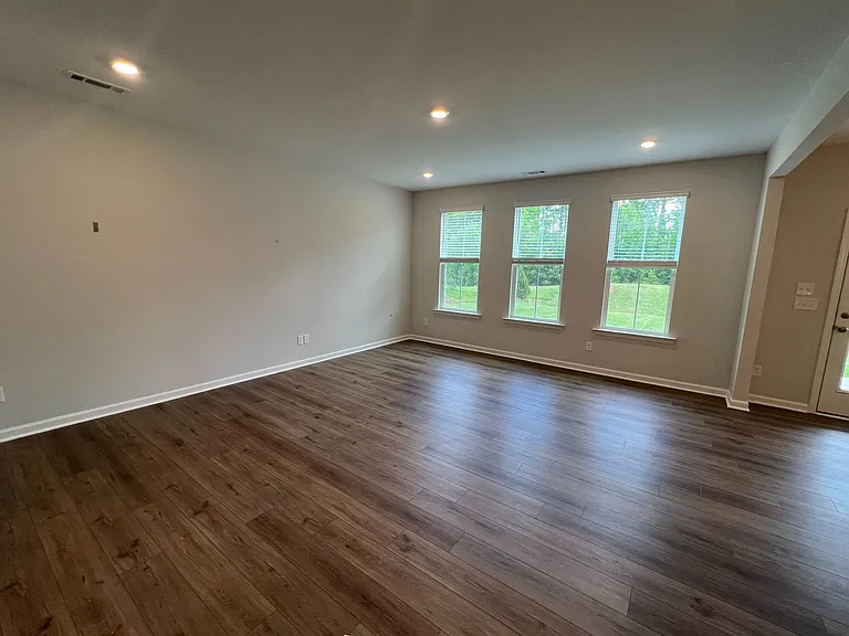 427 White Oak Garden Way — Photo 11