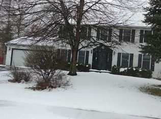 296 Guinevere Dr, Rochester, NY 14626