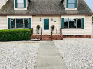 302 Monomy Ter, Cape May, NJ 08204