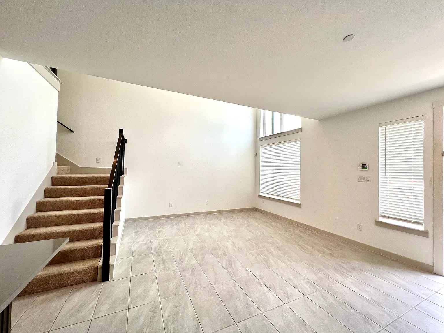 2 bed, 2.5 bath, 1672 sqft, $2,500 — Photo 4