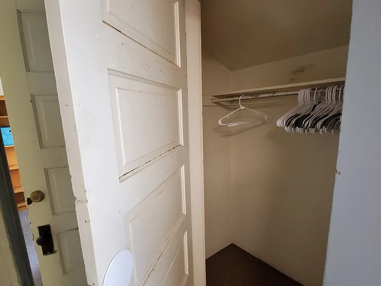 105 Dryden Ct — Photo 10