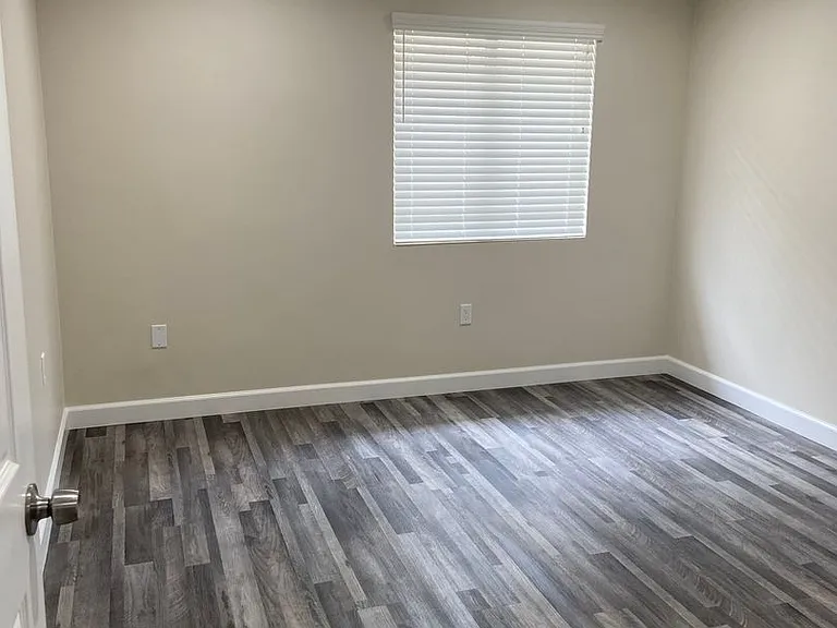 Collins Hacienda — Photo 18