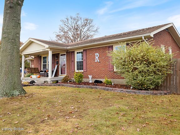 3rd image of 2523 Paddock Ln