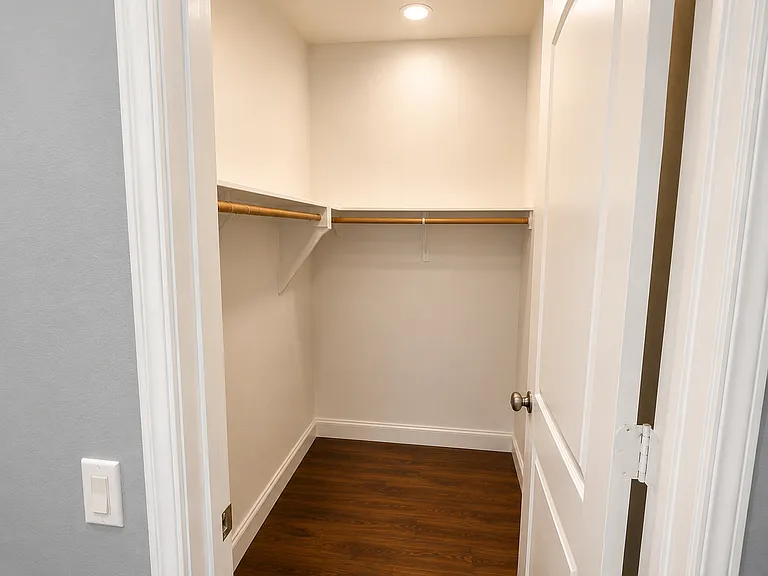 28634 Bay Meadows Ave — Photo 43