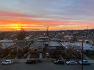 5340 Broadway Ter APT 403, Oakland, CA 94618