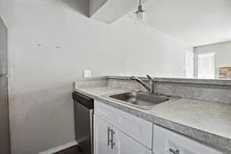 Building Photo - 9520 Royal Ln #121