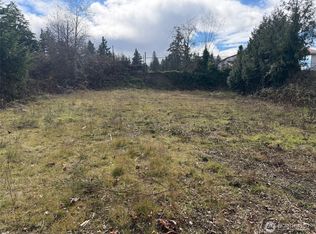 110 S Oyster Bay Ave, Bremerton, WA 98312