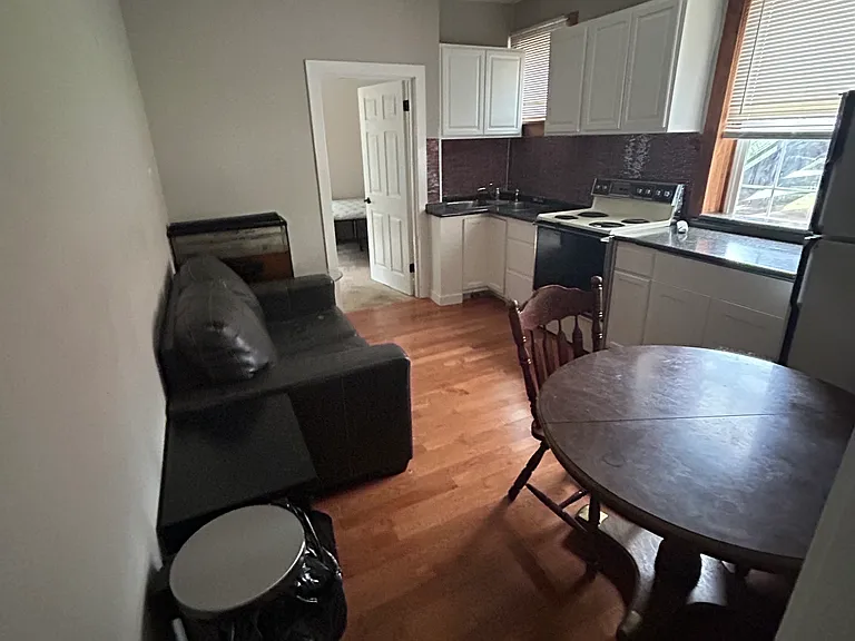 2855 N Humboldt St #6 — Photo 3