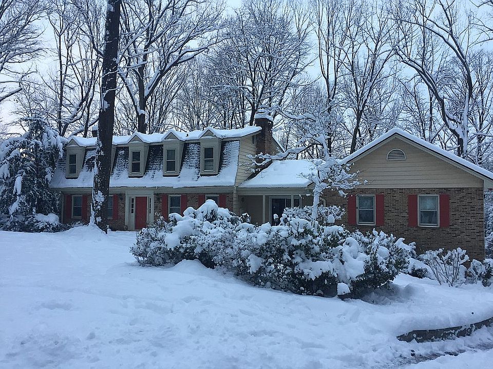 2nd image of 1 Pinebark Ct