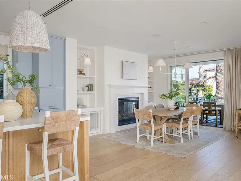 153 Granada Ave — Photo 17