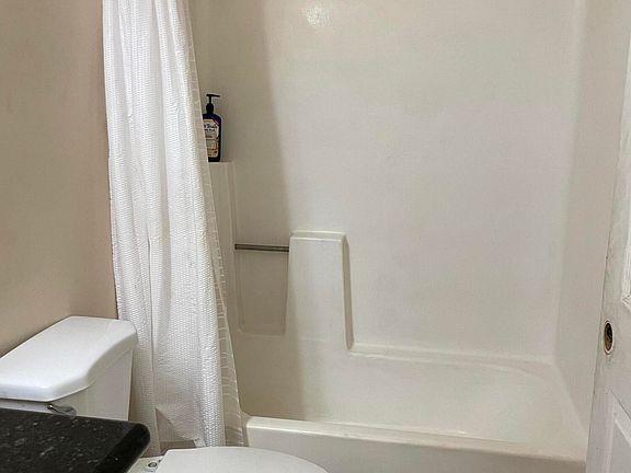5th image of 1234 N 36TH Street #106
