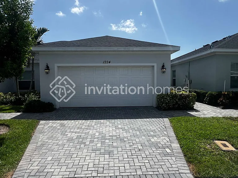1224 Preston Estates Cir — Photo 1