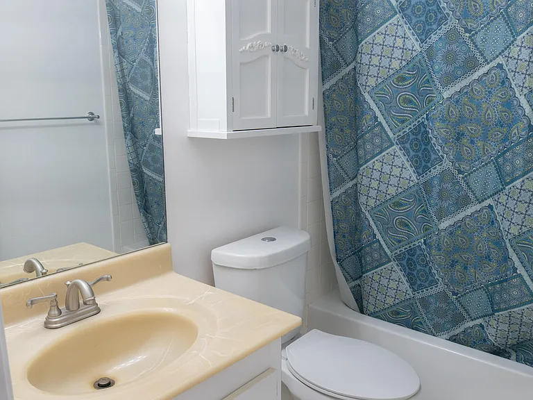 400 SW 134th Way #302F — Photo 22