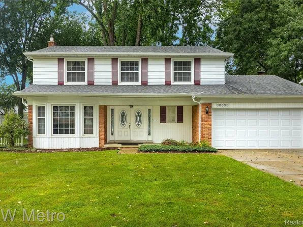 30635 Old Stream Rd, Southfield, MI 48076