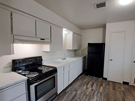 3rd image of 4730 E Lamona Ave APT 203