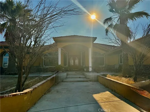 11460 11th St, Hesperia, CA 92345