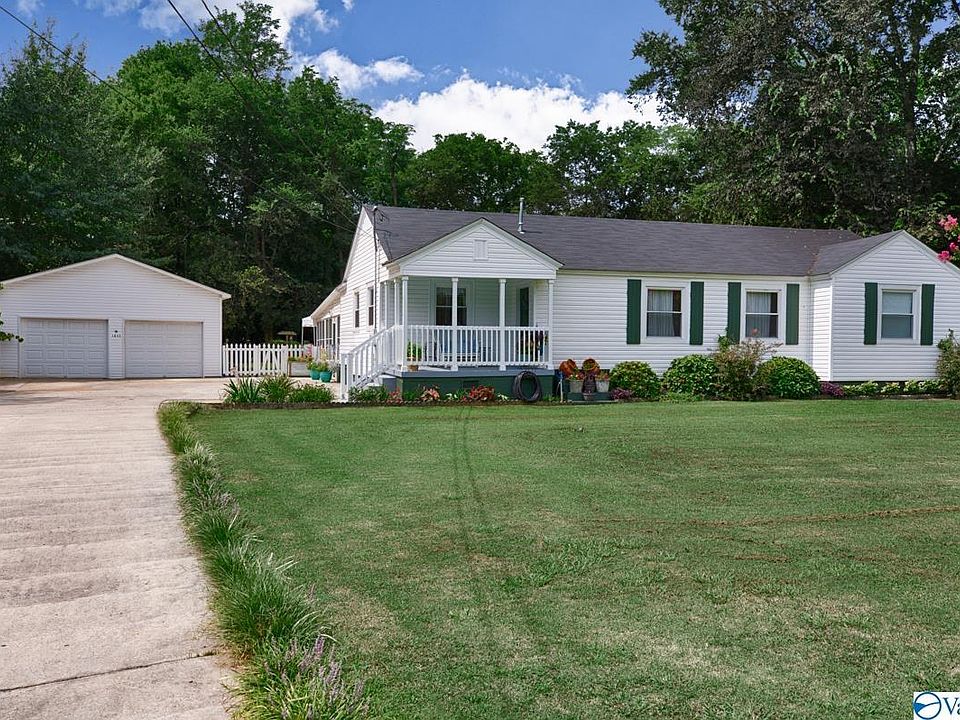 1211 W Market St, Athens, AL 35611 Zillow