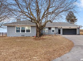 15825 322nd St W, Illinois City, IL 61259