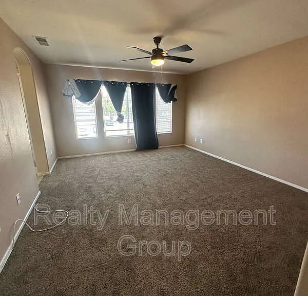 2303 Wisteria Way — Photo 9