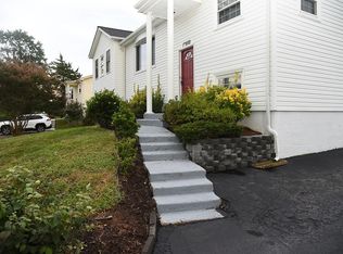 12802 Kingswell Dr, Woodbridge, VA 22193