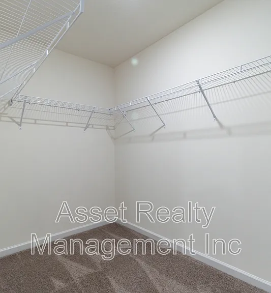 2076 Southwood Cir — Photo 26